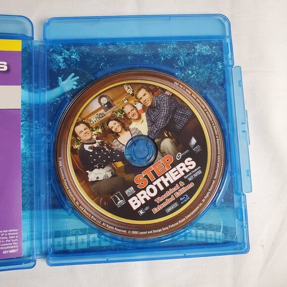Step Brothers Blu-ray Theatrical & Extended Versions - Picture 2 of 3
